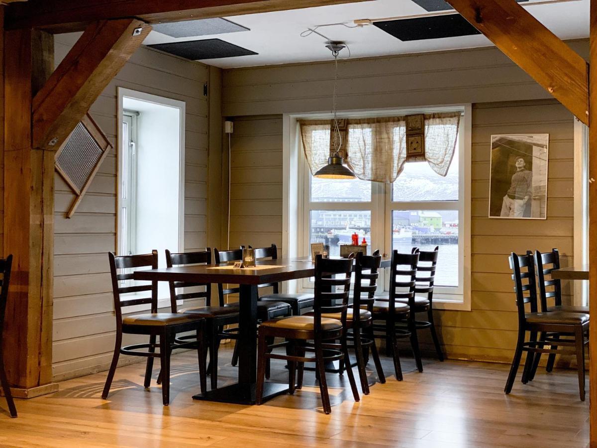 Batsfjord Brygge - Arctic Resort ภายนอก รูปภาพ
